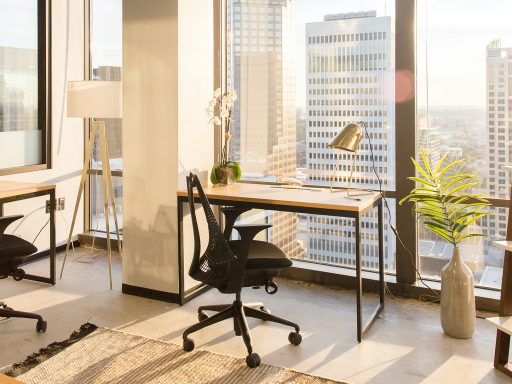 A private office at Industrious Uptown.