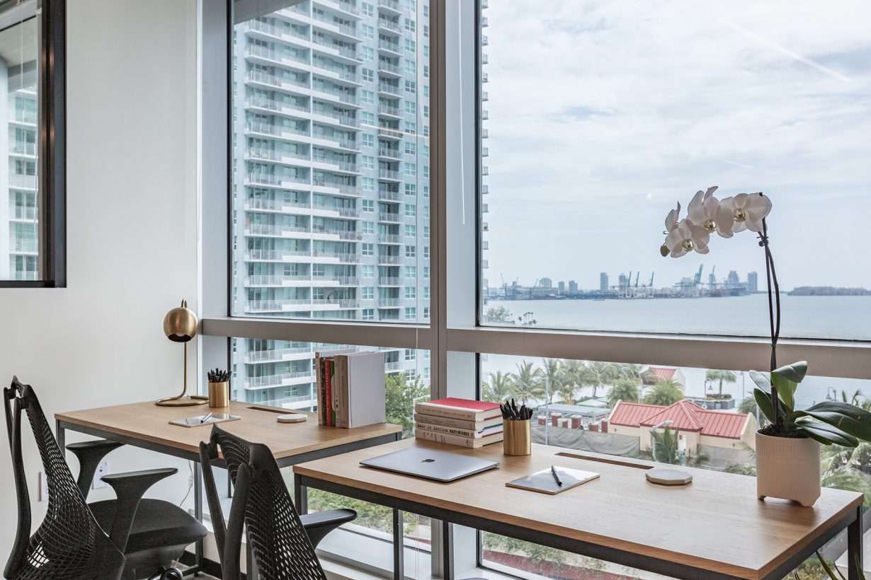 At Industrious Brickell you can work with a view overlooking beautiful Biscayne Bay.